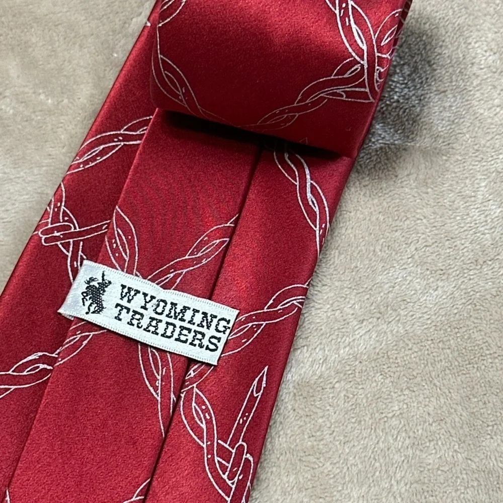 Wyoming Traders Barb Wire Western Cowboy Maroon Gray Silk Tie